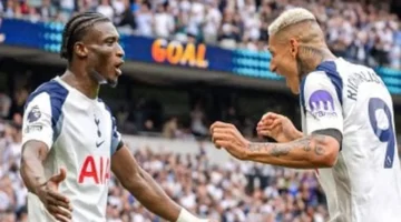 جدول مباريات الخميس والقنوات الناقلة للمواجهات المرتقبة في ملاعب كرة القدم العالمية